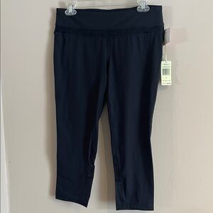 Tangerine Black Cropped Leggings